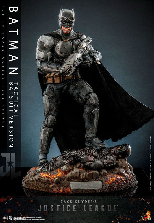 Batman (Tactical Batsuit Version) 1/6 Zack Snyder`s Justice League Figura