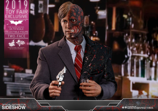 Two-Face 1/6 The Dark Knight Batman