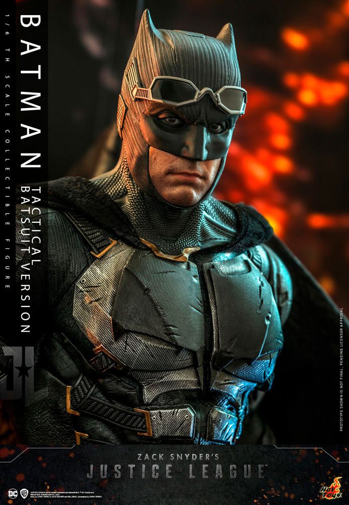 Batman (Tactical Batsuit Version) 1/6 Zack Snyder`s Justice League Figura