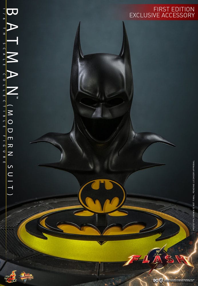 Batman (Modern Suit) 1/6 The Flash Figura Movie Masterpiece