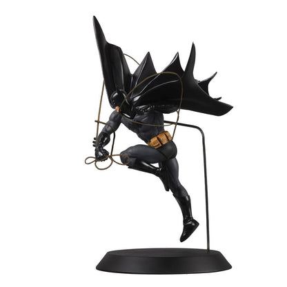 DC Direct Estatua a DC Designer Series Batman (by Dan Mora) 40 cm