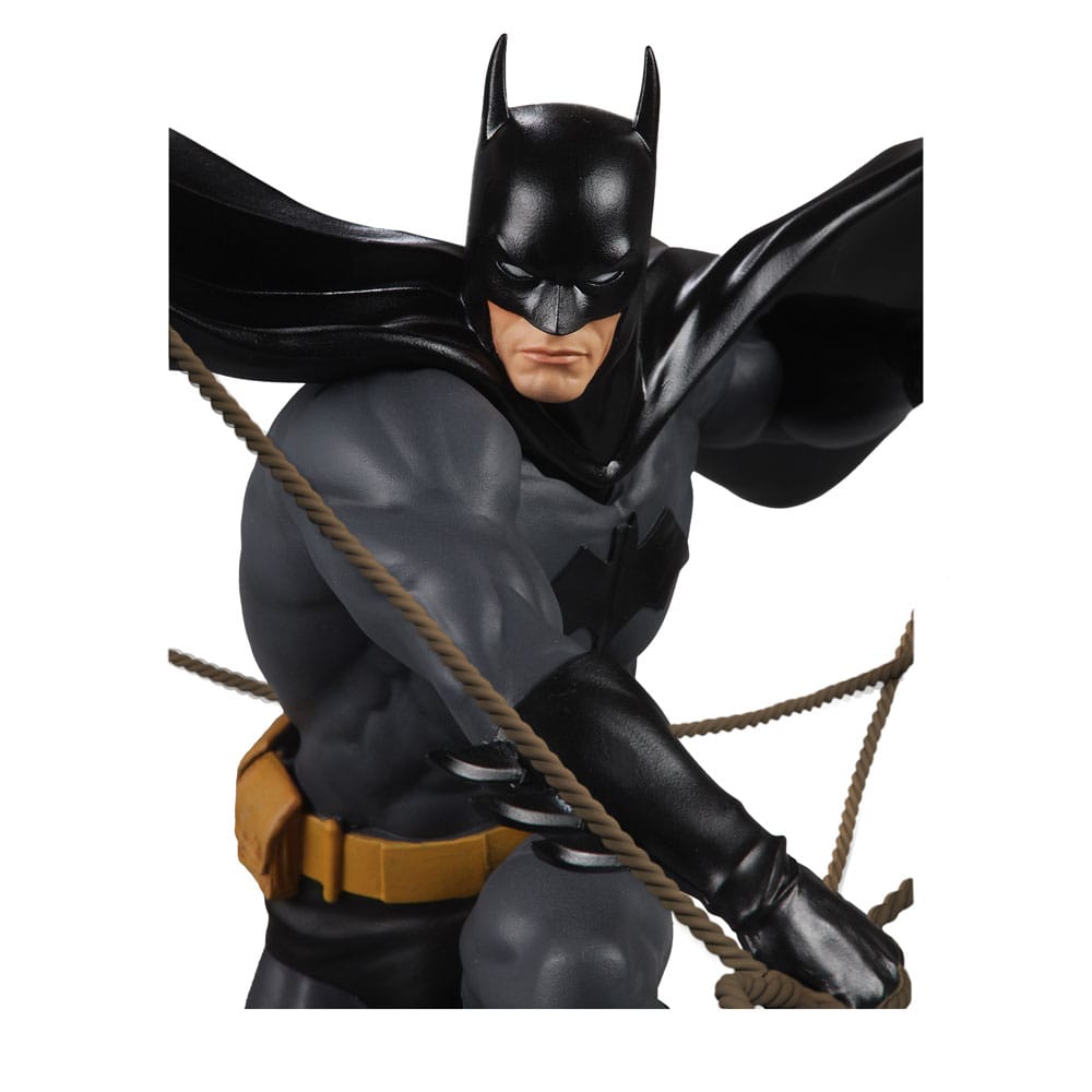DC Direct Estatua a DC Designer Series Batman (by Dan Mora) 40 cm