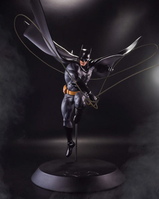 DC Direct Estatua a DC Designer Series Batman (by Dan Mora) 40 cm